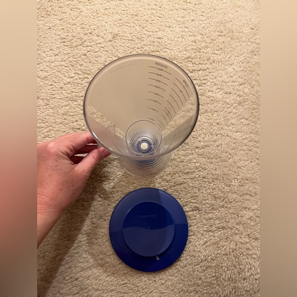 Tupperware measuring cone - Picture 6 of 11